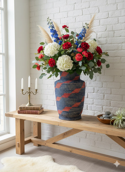 Pot de Fleurs Artisanal Sénégalais – Bleu Foncé et Rouge