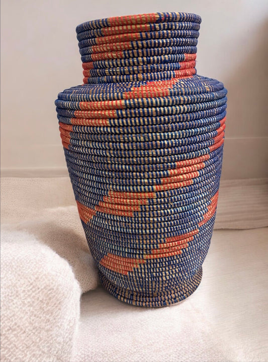 Pot de Fleurs Artisanal Sénégalais – Bleu Foncé et Rouge